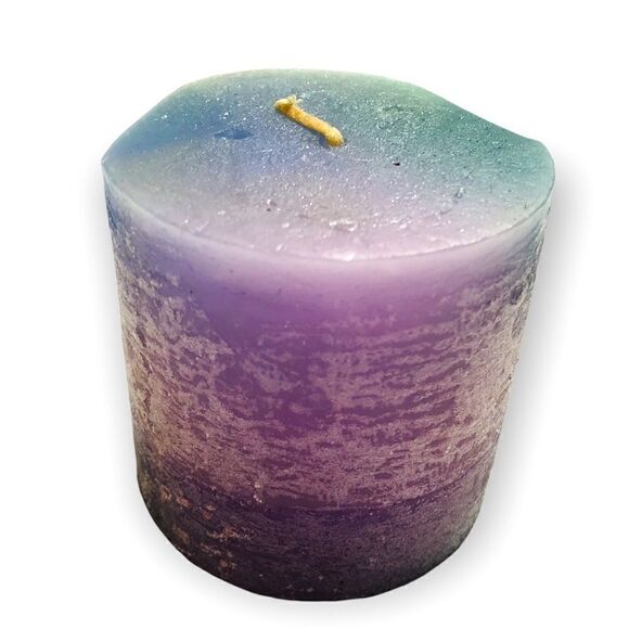 Handcrafted Timber Scented Candle (Purple/Blue/Green)‎ - Picture 1 of 8